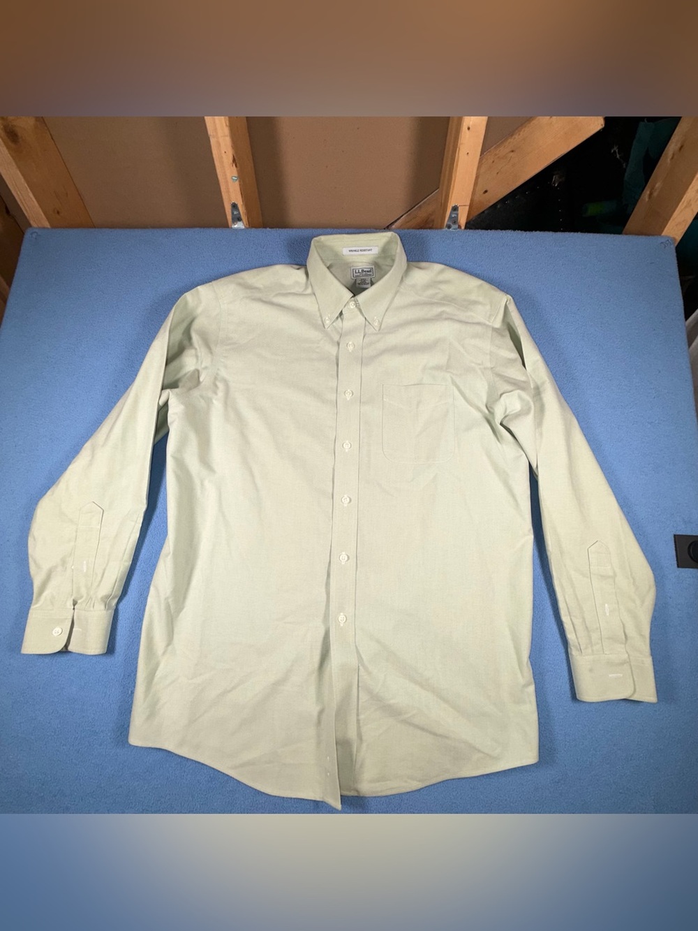 L.L. Bean Pale Green Long-Sleeve Button-Down Dress Shirt